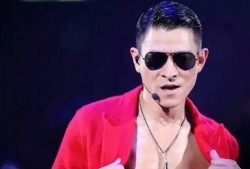 刘德华学霸吃瓜,娱乐圈的瓜田，他如何轻松吃瓜？