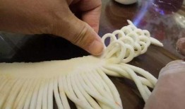 瓜女婿回门吃虱子,瓜女婿意外吃下虱子