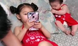 儿子吃瓜父亲吃皮,皮肉共欢