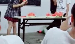 吃瓜美女老师,揭秘吃瓜美女老师的独特风采