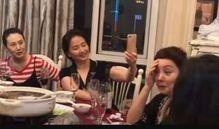 吃瓜姐妹场面图片,姐妹们的欢乐吃瓜时刻