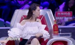 吃瓜女生跳舞,活力四溢展现独特魅力