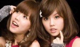 吃瓜姐妹场面图片,姐妹们的欢乐吃瓜时刻