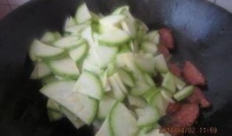 白瓜怎么吃小白瓜,解锁白瓜的美味新境界