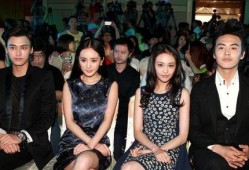 吃瓜姐妹场面图片,姐妹们的欢乐吃瓜时刻