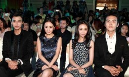 吃瓜姐妹场面图片,姐妹们的欢乐吃瓜时刻